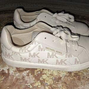 Michael Kors Kids Sneakers in Cream and Tan